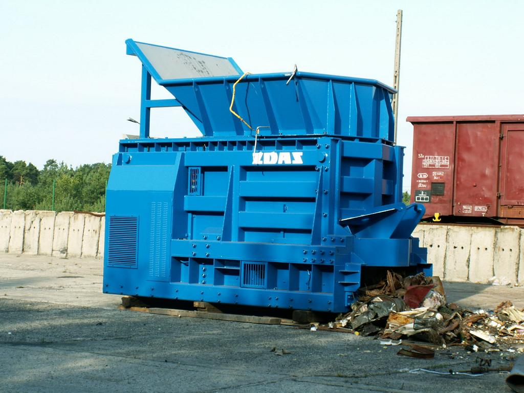 ZDAS container shear CNS400K, built in 2009